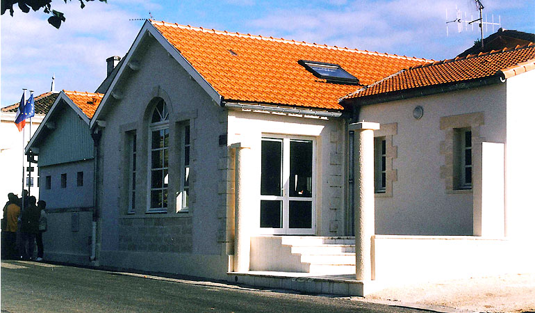 Rénovation et extension pour l’aménagement d’une salle polyvalente – Saint Sulpice d’Arnoult